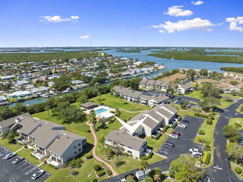 3 bedroom Condominium at 3209 S Lakeview Circle #8-101, The Sands Section 1 Condominium, Hutchinson Island — photo 1