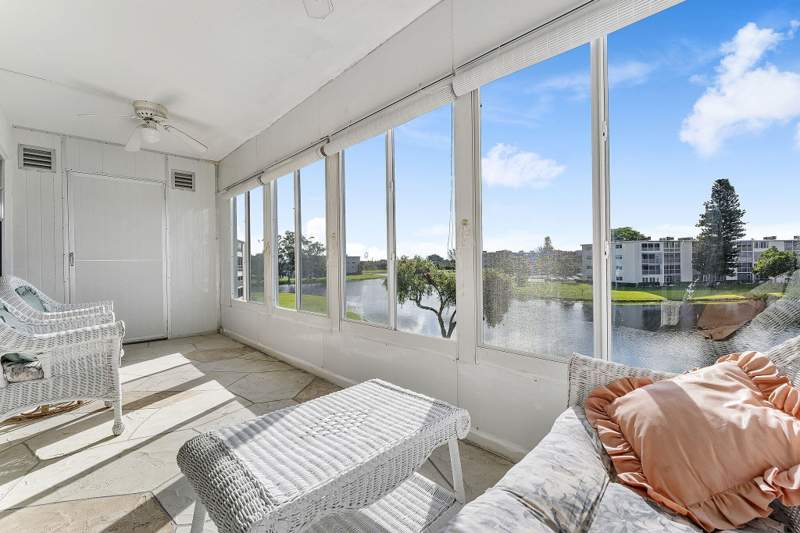 2 bedroom Condominium at 3027 Guildford B, Guildford, Boca Raton — photo 2
