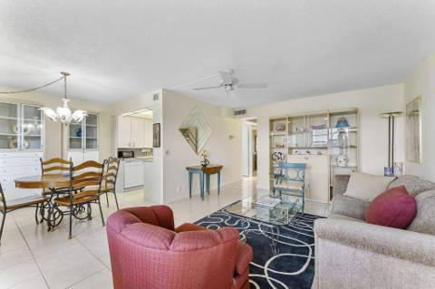 3027 Guildford B, Boca Raton FL - photo 12 of 38