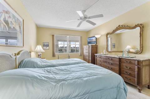 3027 Guildford B, Boca Raton FL - photo 18 of 38