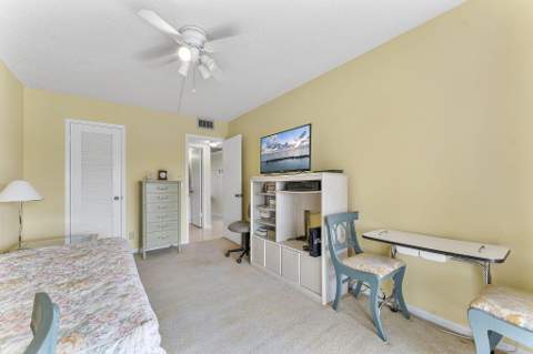3027 Guildford B, Boca Raton FL - photo 19 of 38