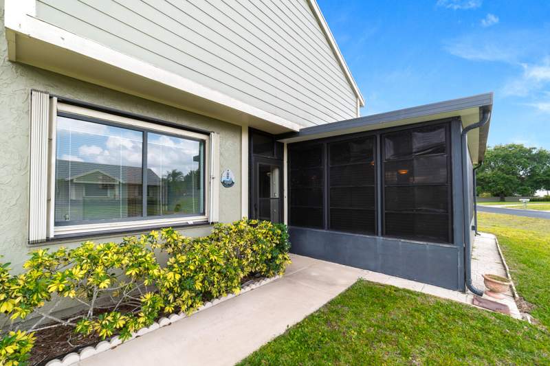 2 bedroom Villa at 1533 SE Crayrich Court, South Port St Lucie Unit 16 1st Replat, Port St. Lucie — photo 2