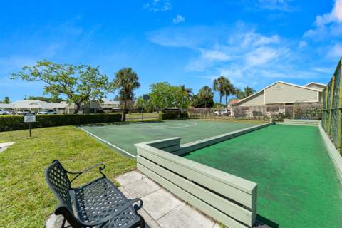 1533 SE Crayrich Court, Port St. Lucie FL - photo 23 of 34