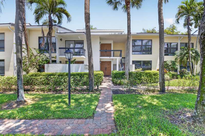 3 bedroom Condominium at 6760 Willow Wood Drive #1204, Willow Wood, Boca Raton — photo 1
