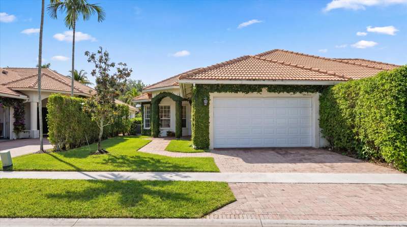 3 bedroom Townhouse at 2920 Twin Oaks Way, Shady Oaks Of Palm Beach Polo & Country, Wellington — photo 3