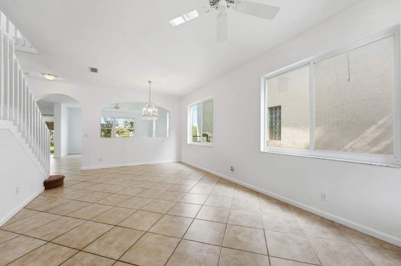 5 bedroom Single Family Residence at 1275 Rosegate Boulevard, Thousand Oaks, Riviera Beach — photo 4