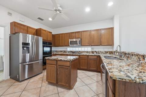 1275 Rosegate Boulevard, Riviera Beach FL - photo 11 of 45