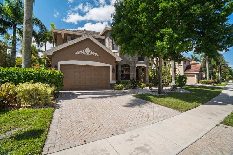 5 bedroom Single Family Residence at 3483 Collonade Drive, Versailles, Wellington — photo 1