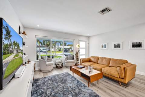 381 SE 3rd Street, Pompano Beach FL - photo 6 of 41