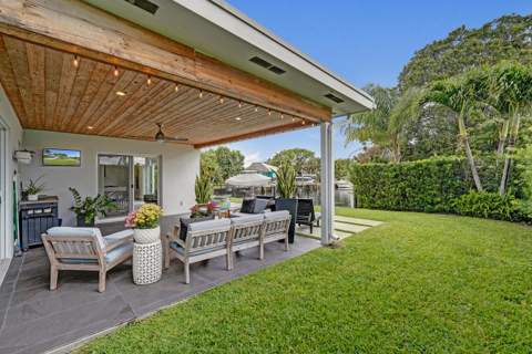 381 SE 3rd Street, Pompano Beach FL - photo 17 of 41