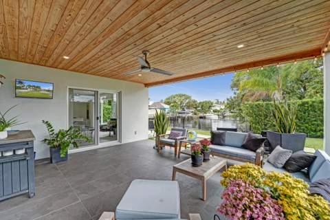 381 SE 3rd Street, Pompano Beach FL - photo 16 of 41