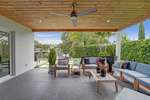 381 SE 3rd Street, Pompano Beach FL - photo 18 of 41