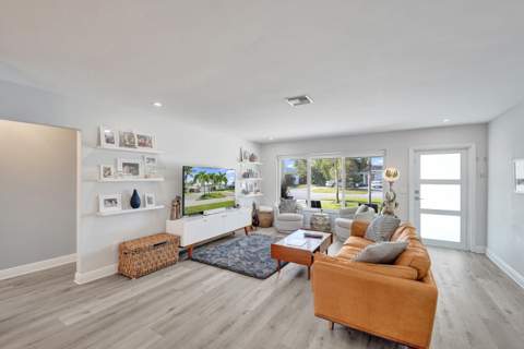 381 SE 3rd Street, Pompano Beach FL - photo 8 of 41
