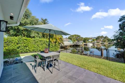 381 SE 3rd Street, Pompano Beach FL - photo 15 of 41