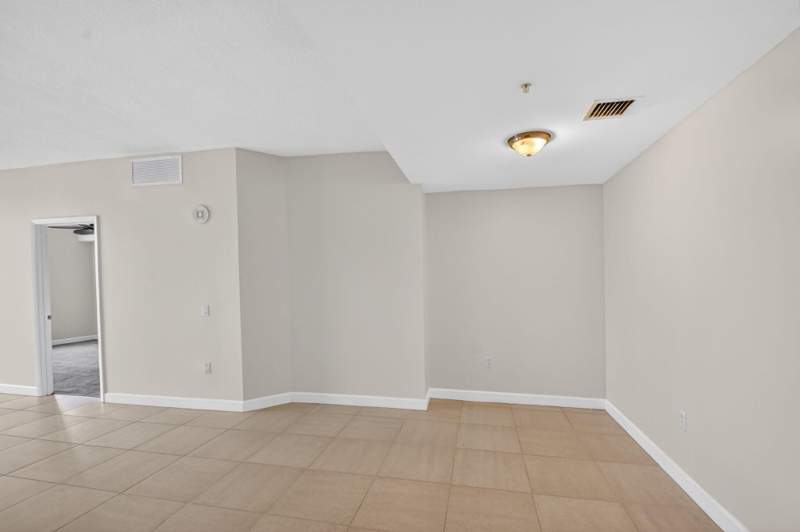 2 bedroom Condominium at 410 Evernia Street #630, Whitney Condo, West Palm Beach — photo 4