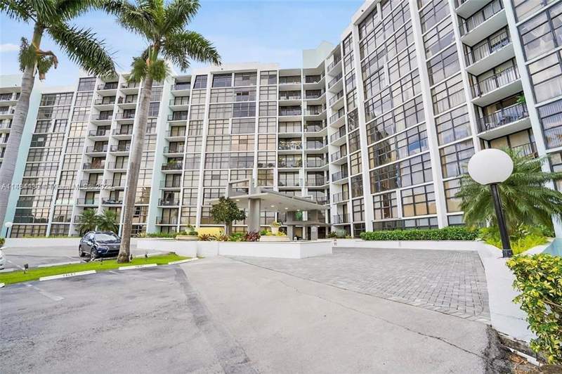 2 bedroom Condominium at 200 Leslie Drive #1128, 200 Leslie Condo, Hallandale Beach — photo 2