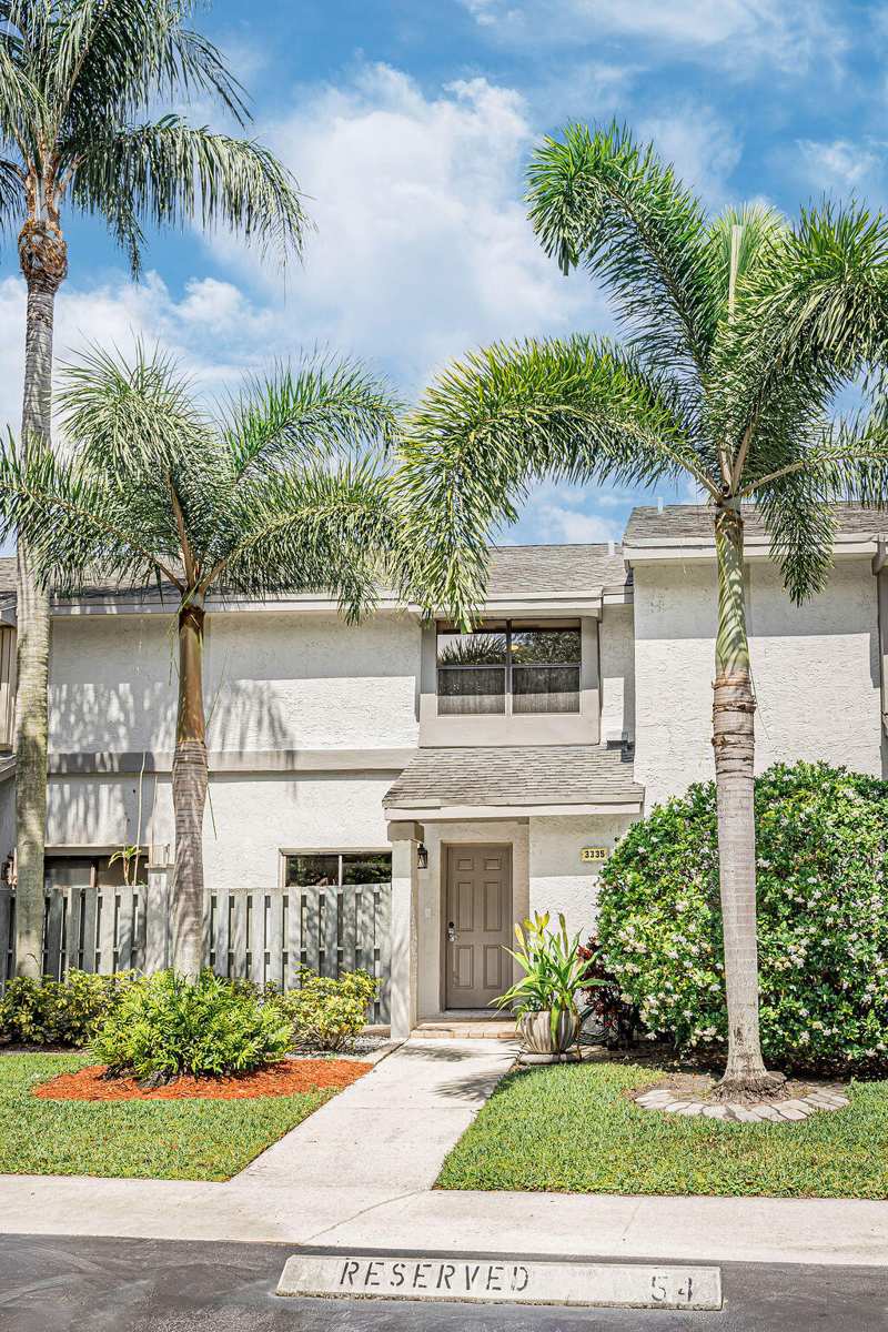 2 bedroom Townhouse at 3335 Carambola Circle, Golden Raintree Iv-B Condo, Coconut Creek — photo 1