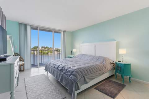 3581 S Ocean Boulevard #Apt 4e, South Palm Beach FL - photo 18 of 62