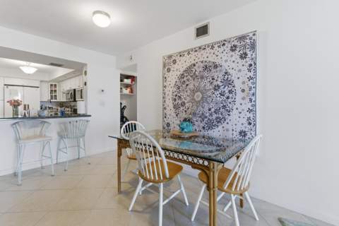 3581 S Ocean Boulevard #Apt 4e, South Palm Beach FL - photo 13 of 62