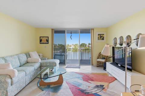 3581 S Ocean Boulevard #Apt 4e, South Palm Beach FL - photo 8 of 62