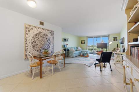 3581 S Ocean Boulevard #Apt 4e, South Palm Beach FL - photo 12 of 62