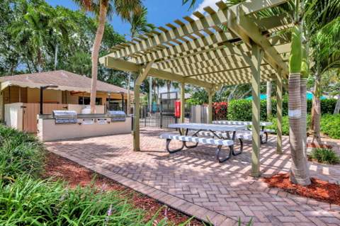 6062 Glendale Drive, Boca Raton FL - photo 24 of 59