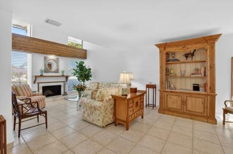 6062 Glendale Drive, Boca Raton FL - photo 9 of 59