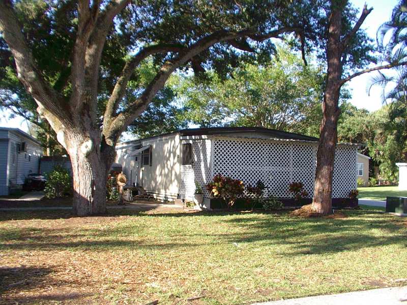 3 bedroom Manufactured Home at 2555 Pga Boulevard #73, The Meadows, Palm Beach Gardens — photo 1