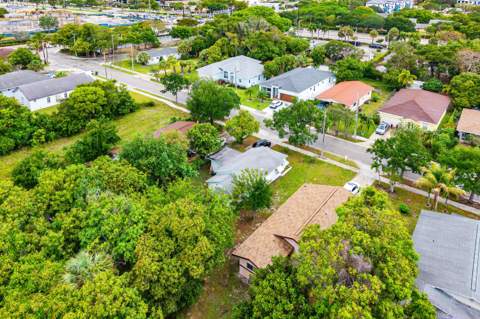 156 Pearl Street, Boca Raton FL - photo 9 of 13