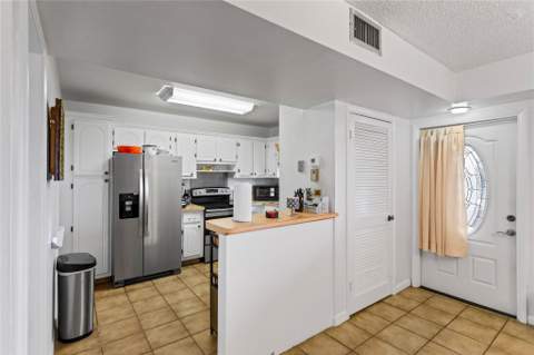 8990 S Hollybrook Boulevard #Unit 305, Pembroke Pines FL - photo 9 of 44
