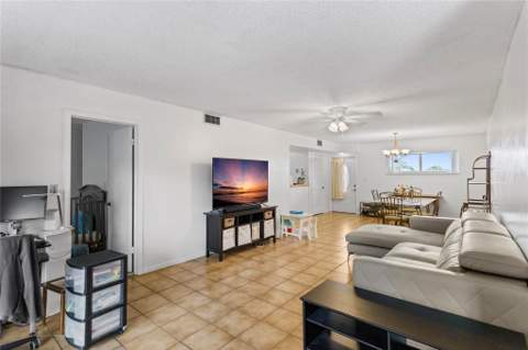 8990 S Hollybrook Boulevard #Unit 305, Pembroke Pines FL - photo 21 of 44