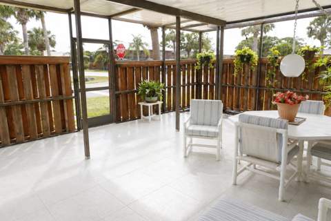 3302 SE Guinevere Lane #B, Port St. Lucie FL - photo 12 of 19