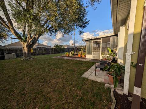 531 SW Bradshaw Circle, Port St. Lucie FL - photo 8 of 27