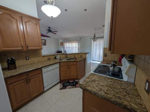 531 SW Bradshaw Circle, Port St. Lucie FL - photo 13 of 27
