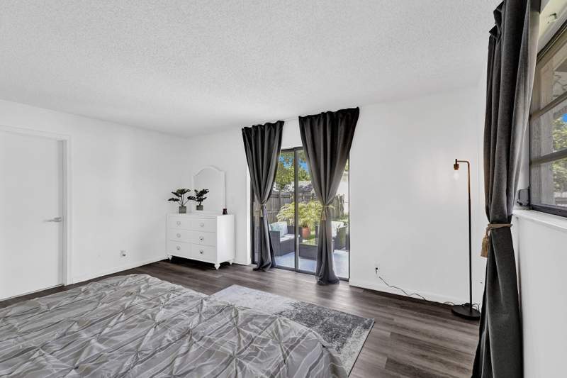 2 bedroom Single Family Residence at 1115 NE 1st Court #B, Anderson Villas Addition, Hallandale Beach — photo 3