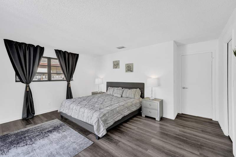 2 bedroom Single Family Residence at 1115 NE 1st Court #B, Anderson Villas Addition, Hallandale Beach — photo 5