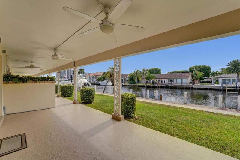 2 bedroom Stock Cooperative at 2866 NE 30th Street #9, Lafayette Arms Co-Op, Fort Lauderdale — photo 2