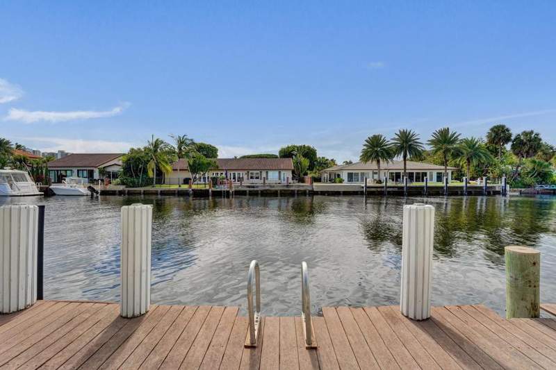 2 bedroom Stock Cooperative at 2866 NE 30th Street #9, Lafayette Arms Co-Op, Fort Lauderdale — photo 5