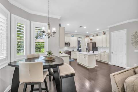 4661 Manderly Drive, Wellington FL - photo 10 of 33