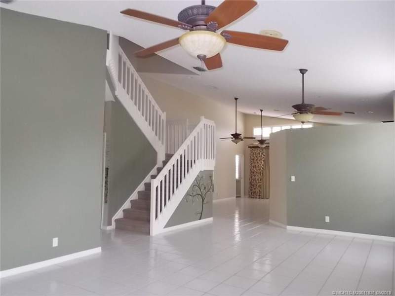 3 bedroom Single Family Residence at 2110 SW Olympic Club Terrace, Charter Club At Martin Downs, Palm City — photo 2