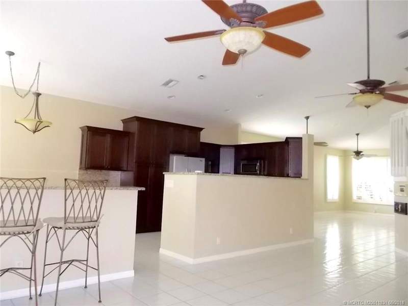 3 bedroom Single Family Residence at 2110 SW Olympic Club Terrace, Charter Club At Martin Downs, Palm City — photo 5