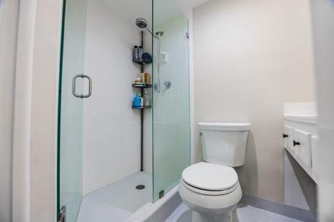 1308 Bayview Drive #1c, Fort Lauderdale FL - photo 18 of 31