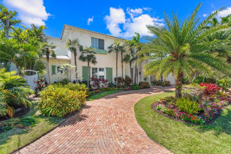 5 bedroom Single Family Residence at 2870 NE 24th Place, Coral Ridge Galt Add, Fort Lauderdale — photo 2