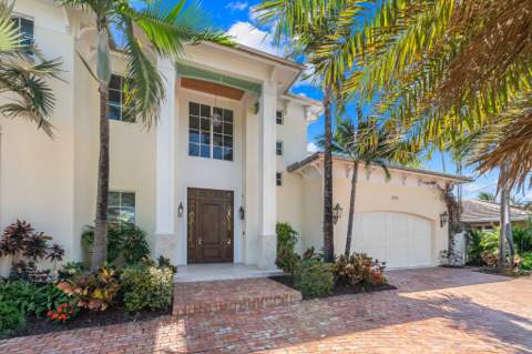 2870 NE 24th Place, Fort Lauderdale FL - photo 6 of 99