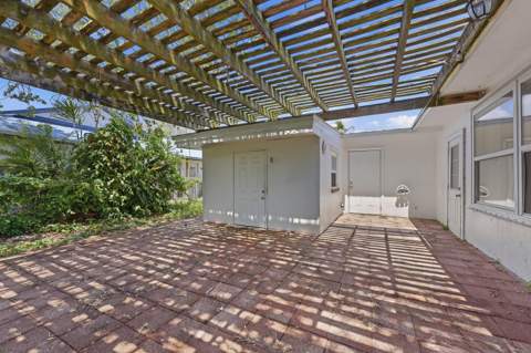 1804 Bayshore Drive, Fort Pierce FL - photo 24 of 43