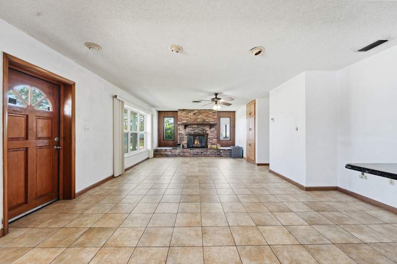 4 bedroom Single Family Residence at 1804 Bayshore Drive, Surfside Unit 1 Subdivision, Fort Pierce — photo 4
