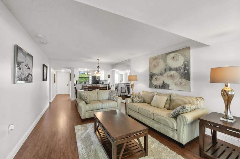 2 bedroom Condominium at 3716 Whitehall Drive #202, Whitehall Condo Of The Lands Of The President, West Palm Beach — photo 4