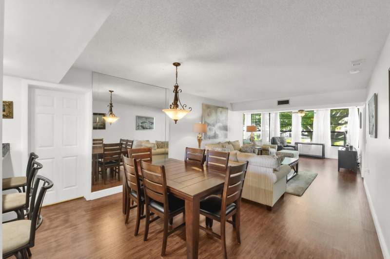 2 bedroom Condominium at 3716 Whitehall Drive #202, Whitehall Condo Of The Lands Of The President, West Palm Beach — photo 3