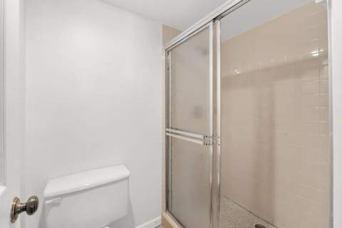 3716 Whitehall Drive #202, West Palm Beach FL - photo 7 of 27