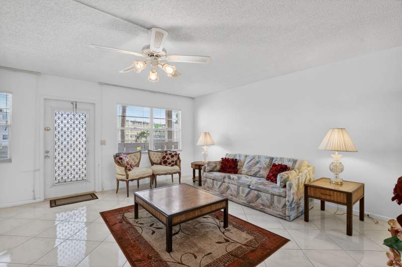 2 bedroom Condominium at 2035 Ainslie, Ainslie At Century Village Condo, Boca Raton — photo 4